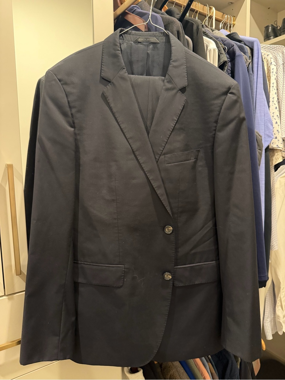 Hugo Boss Men's Navy Blue Blazer and pants - Classic Two-Button Suit Jacket